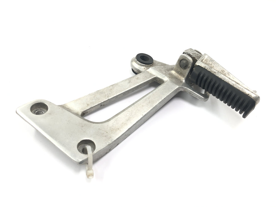 Yamaha XJR 1300 RP02 [1999] - Pillion footrest footrest holder rear right