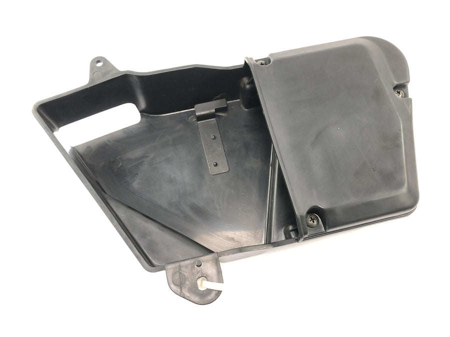 Kawasaki VN 800 VN800A [1996] - storage compartment on the right
