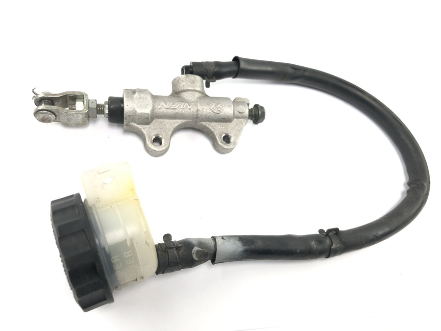Kawasaki Versys KLE 650 A [2006] - Rear brake pump rear wheel brake cylinder