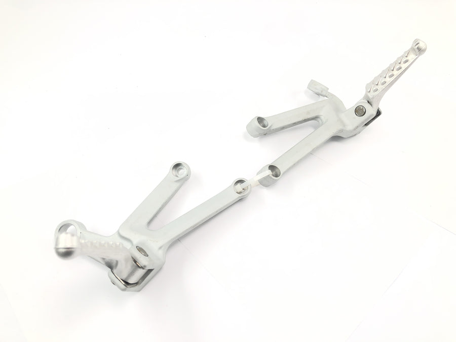 Aprilia RSV 1000 R [2004] - Passenger footrests with rear footrest system holder left and right