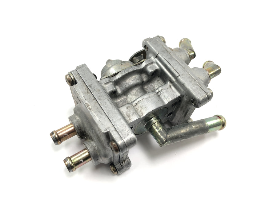 Yamaha YZF R1 RN04 [2001] - Secondary air system control valve AIS