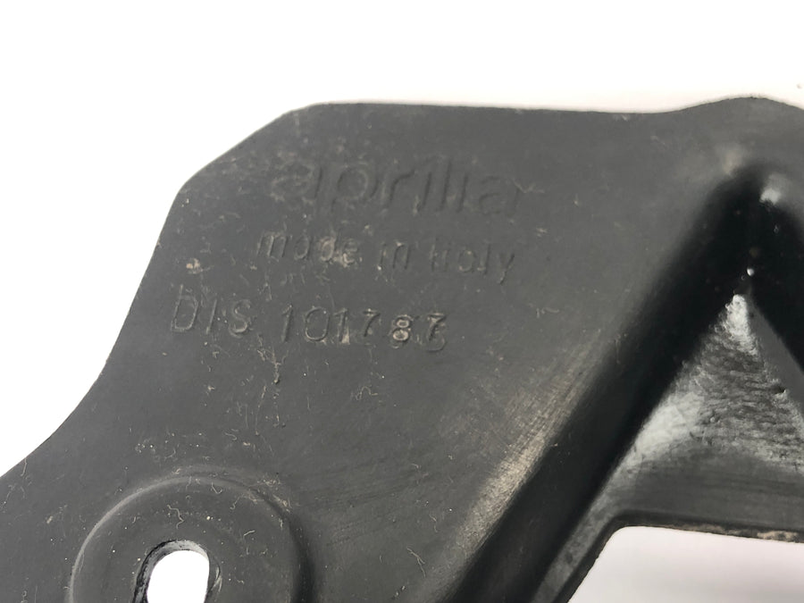 Aprilia RSV 1000 RP Mille [2001] - Front frame fairing