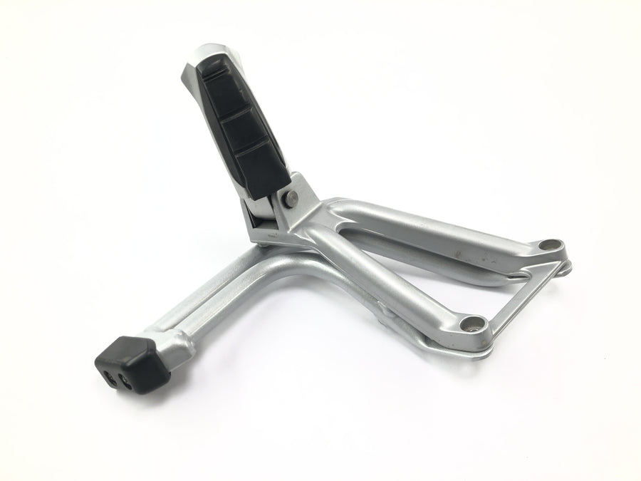 BMW R 1100 S R2S [2000] - Pillion footrest with holder on the left