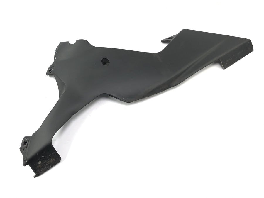 Yamaha YZF R1 RN09 [2003] - Covered side part on the left