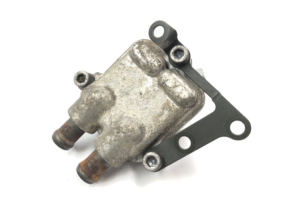 Yamaha XVS 650 Drag Star VM03 [2001] - coolant distributor thermostat housing