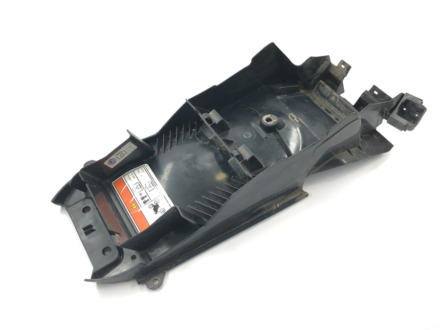 Honda CBR 125 R JC50 [2012] - Rear fender inner fender splash guard