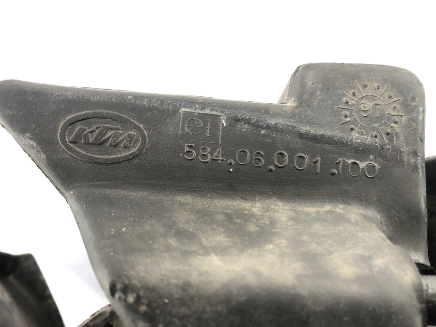 KTM 640 LC4 Adventure [2000] - Airbox