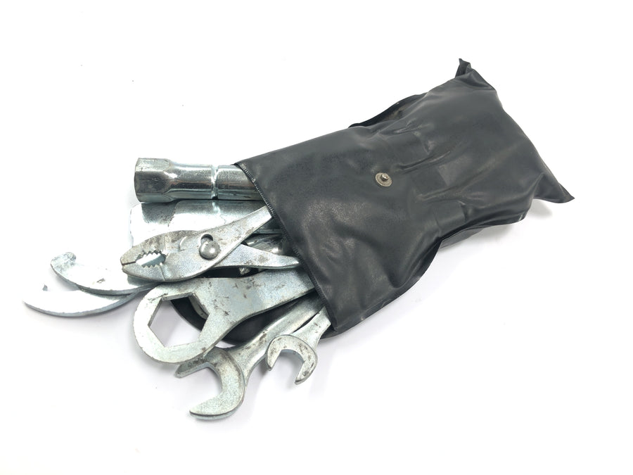 Yamaha XJR 1300 RP02 [1999] - Onboard tool tool bag tool set onboard tool