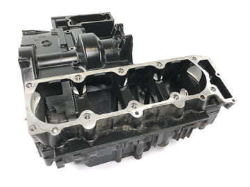 Kawasaki ZRX 1200 S ZRT20A [2001] - engine housing crankcase engine block empty housing