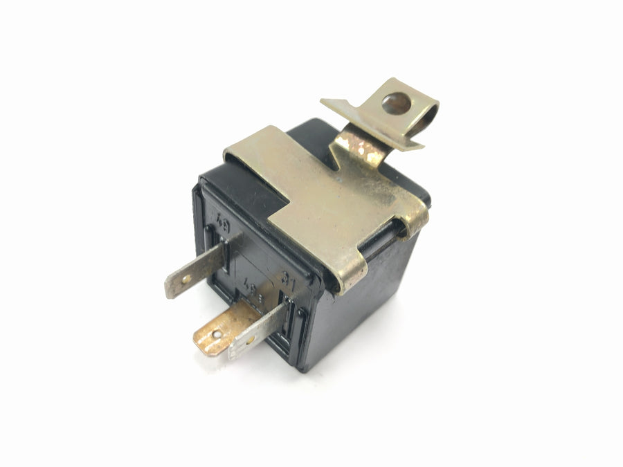 Triumph Adventurer 900 T309RT [1998] - Flasher relay relay indicator control unit 12V Hella
