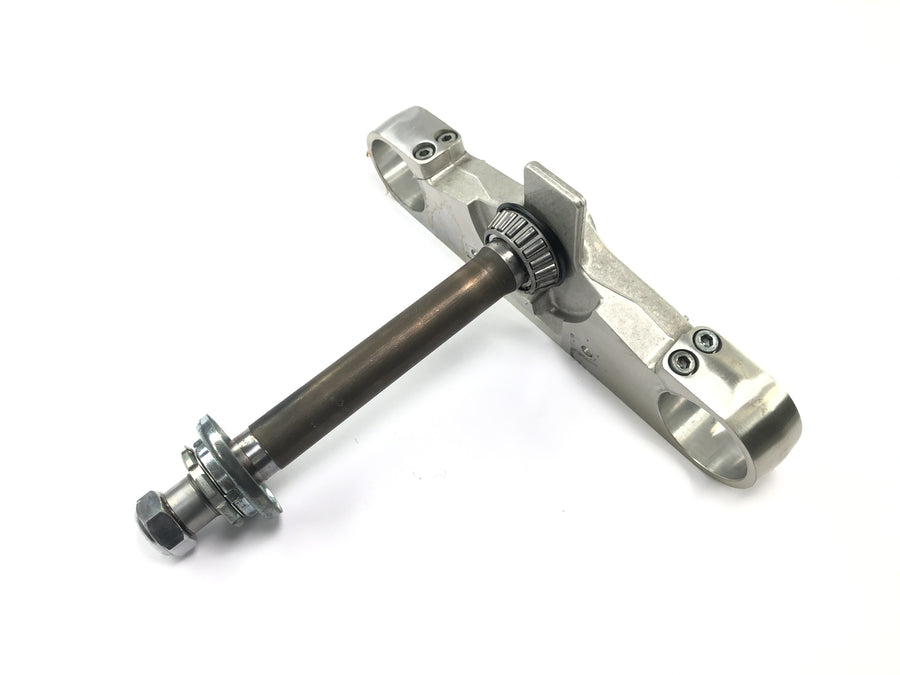 Honda VTX 1800 SC46 [2004] - Lower fork bridge steering head bridge steering stem triple