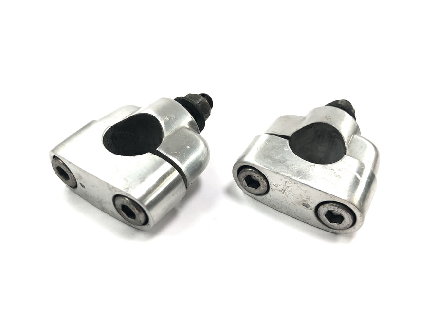 Yamaha XJR 1300 RP02 [1999] - Handlebar brackets handlebar holder clamps pair for 22 mm handlebars