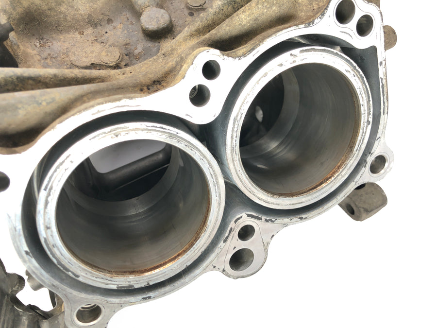 Honda VFR 800 FI RC46 [1999] - Engine housing crankcase engine block cylinder housing