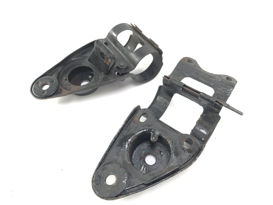 Yamaha XT 500 1U6 [1981] - Lamp holder headlight mount set