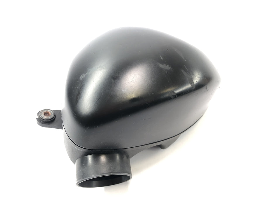 Suzuki VZ 1500 WVCU [2011] - Air filter box airbox air filter housing intake box