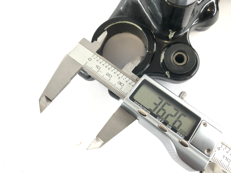 Yamaha XS 1100 2H9 [1978] - upper triple clamp