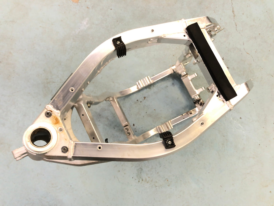 Suzuki GSX-R 1100 W GU75 C [1993] - Frame without papers