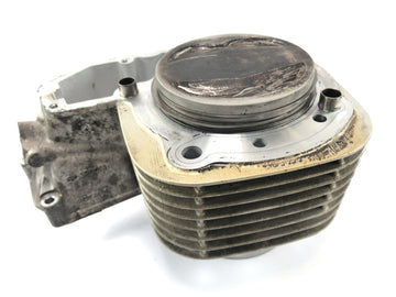 BMW R 1150 R R21 [2003] - cylinder with pistons on the right - 0