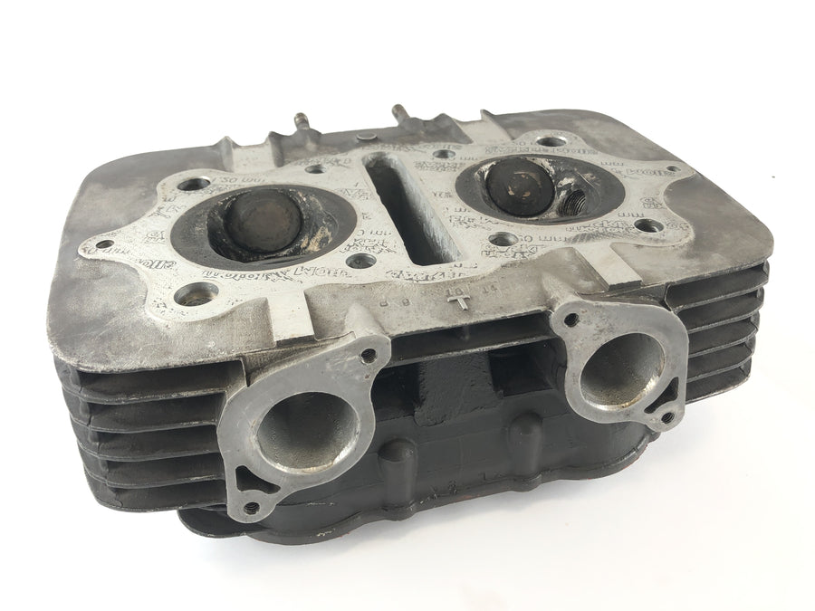 Yamaha XS 400 2A2 [1982] - Cylinder head without cover