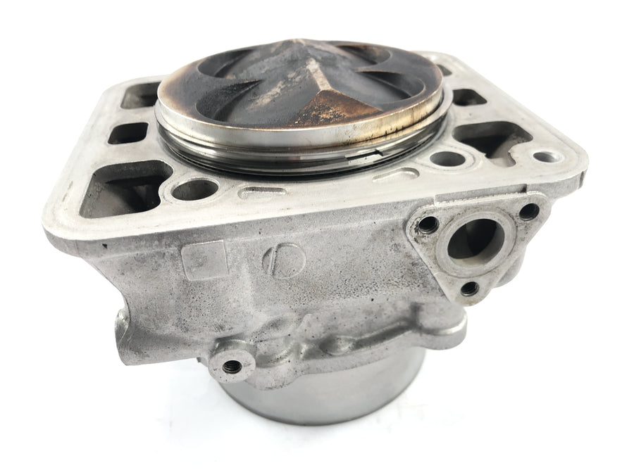 Ducati Monster S4R M4 [2004] - Cylinder with rear piston