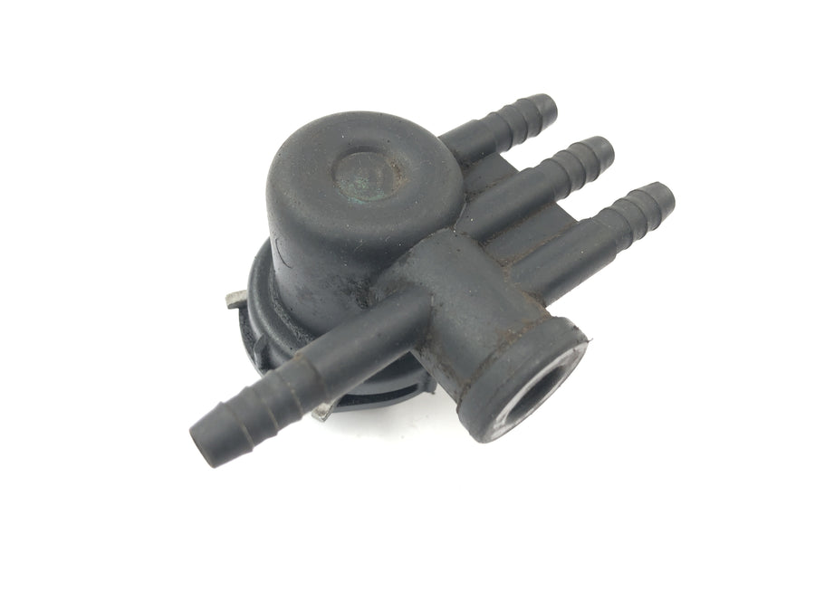 BMW R 850 C 259C [1999] - Fuel pressure regulator fuel pressure regulator valve