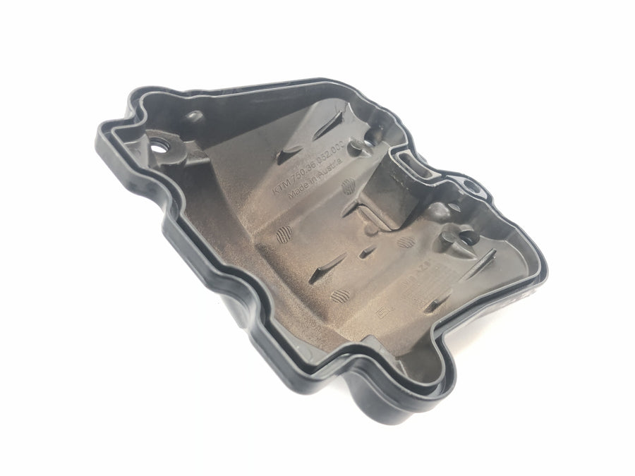 KTM Duke 690 A3 [2012] - Valve cover engine cover