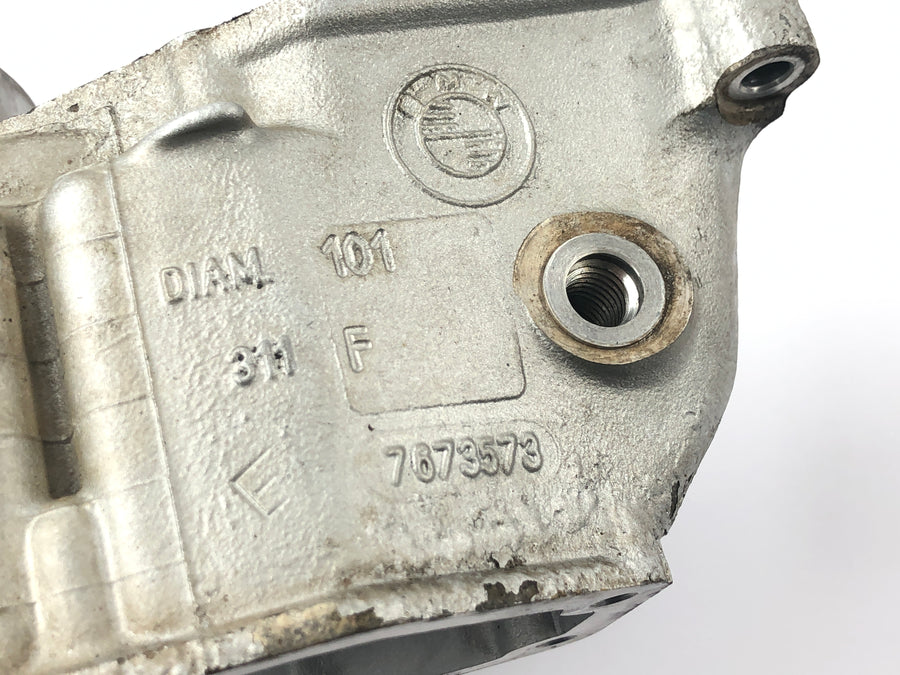 BMW R 1200 GS R12 K25 [2004] - cylinder with piston on the left