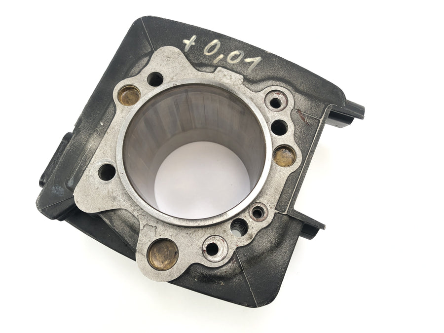 Ducati 900 SS [1991] - Cylinder with vertical piston