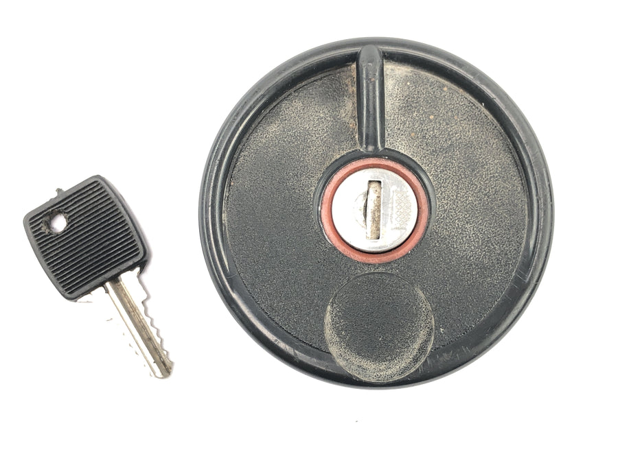 Moto Guzzi V7 Special [1971] - Tank cap, petrol tank cap, lock cap with