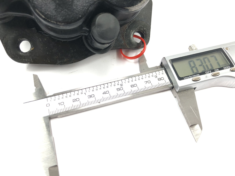 Triumph Speedmaster 900 [2003] - Bremssattel Bremszange hinten Doppelkolben