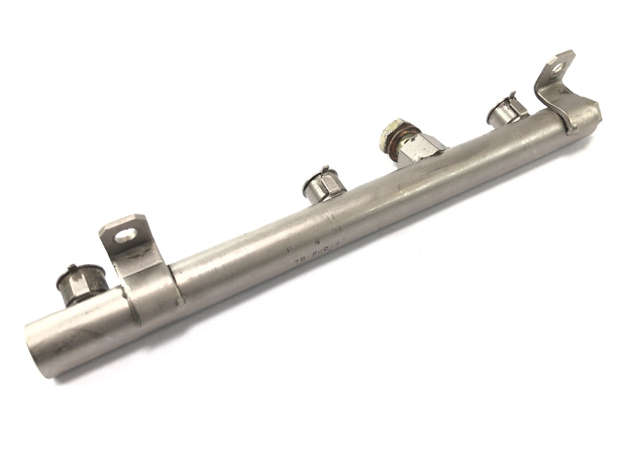 Benelli TNT 1130 [2009] - Fuel distributor fuel rail rail system