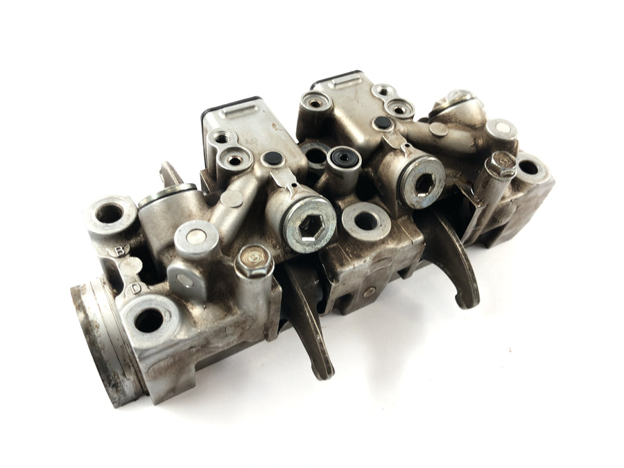 Honda Goldwing GL 1200 SC14 [1988] - rocker arm bracket valve train left
