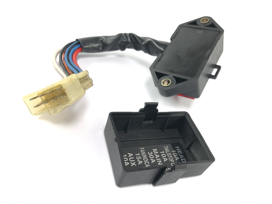 Triumph Thunderbird 900 T309RT [1995] - Fuse box fuse box