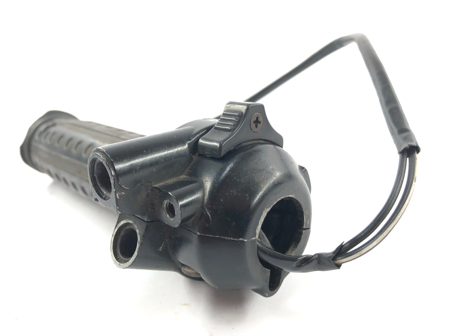 Yamaha XT 550 5Y3 [1982] - handlebar fitting handlebar switch on the right gas handle