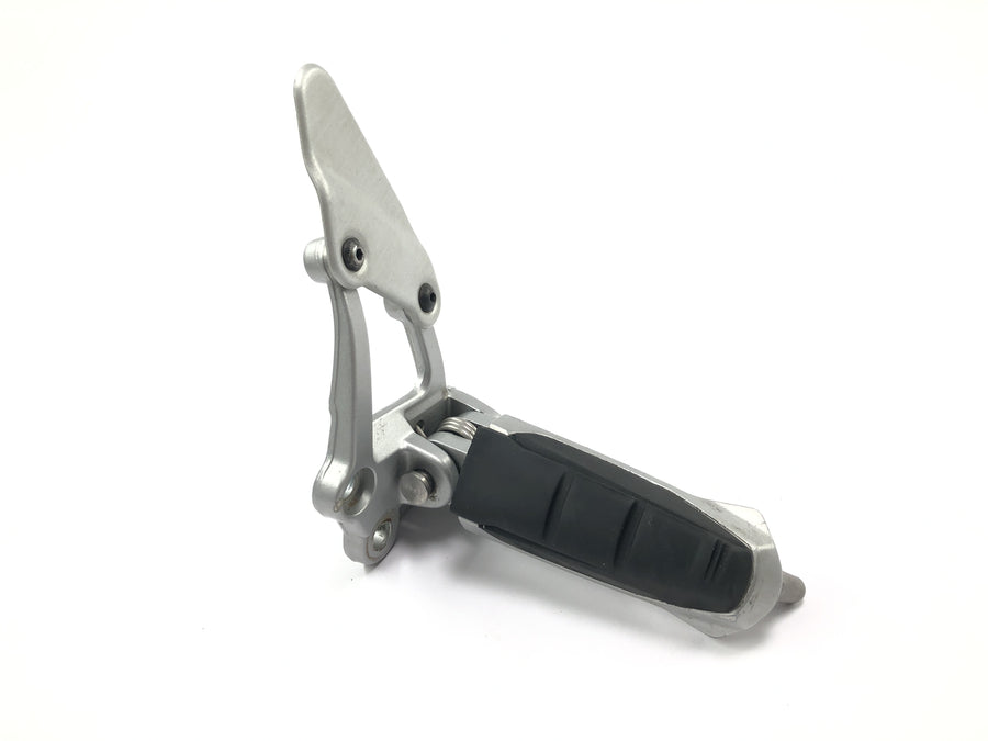 BMW R 1100 S R2S [2000] - Footrest system driver's right footrest with bracket