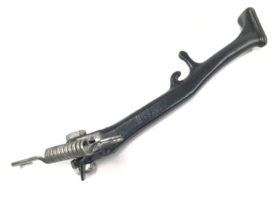Kawasaki Zephyr 750 ZR750C [1994] - Side stand side support with side stand spring