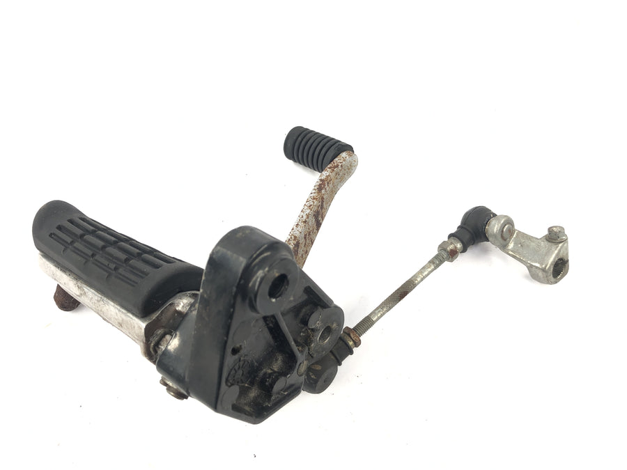 Honda CB 750 RC42 [1996] - Driver's foot rase on the left with switching pedal and switching frame