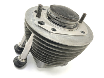 BMW R 60/5 [1973] - Cylinder with piston on the left