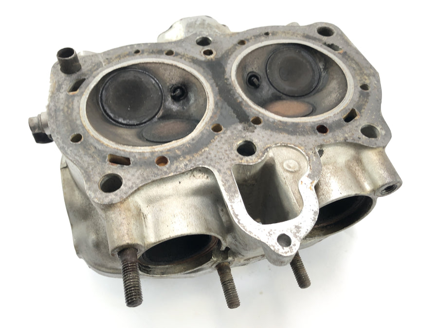 Honda GL 1000 Goldwing GL1 [1978] - Cylinder head on the left