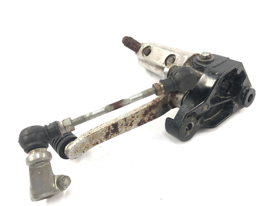 Honda CB 750 RC42 [1996] - Driver's foot rase on the left with switching pedal and switching frame