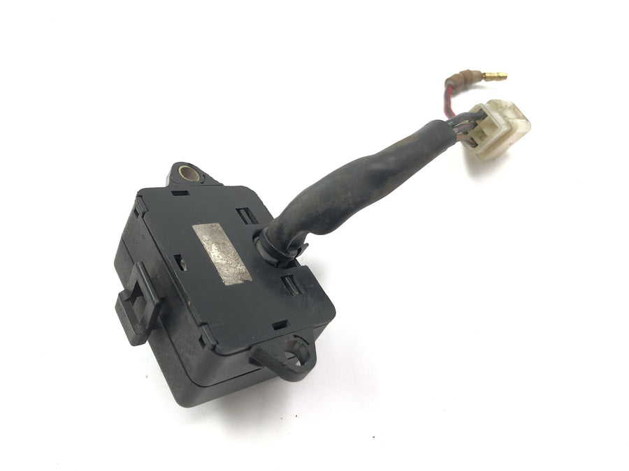Honda NX 650 RD08 [1995] - fuse box safety box distribution box