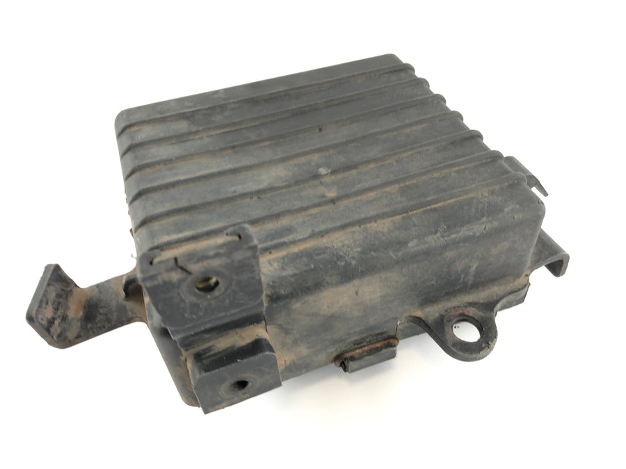 Yamaha XT 600 Zentere 34L [1985] - battery box battery roof