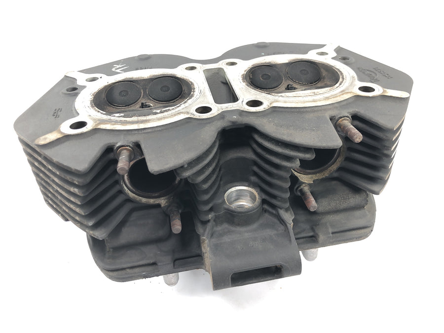 Triumph Bonneville T100 986MF [2012] - Cylinder head valve head valve control
