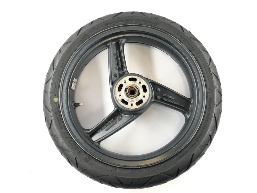 Kawasaki GPZ 1100 ZXT10E [1997] - front wheel rim in front of the front wheel rim