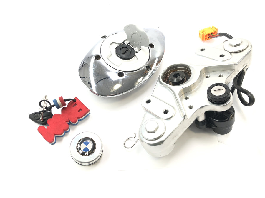 BMW R 850 C 259C [1999] - Lock set with fork bridge at the top of the tank lock