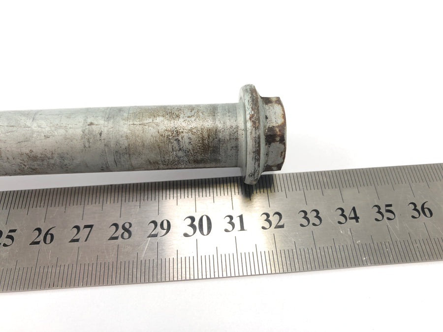 BMW F 650 GS R13 [2002] - front axle of the hip axle rear axle