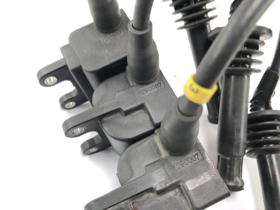 Triumph Daytona 900 T300 [1993] - ignition coil set