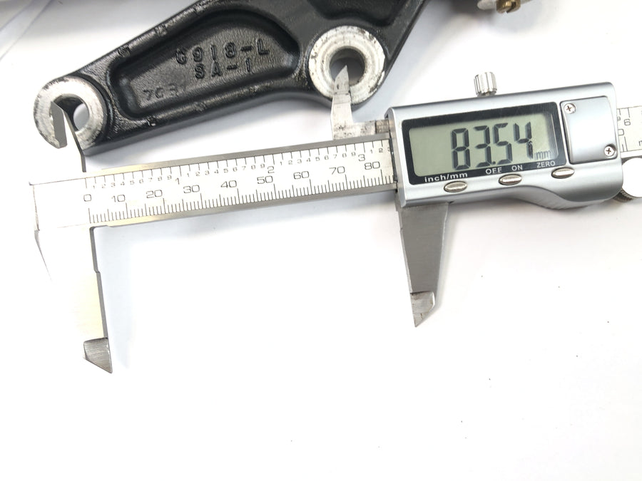 Triumph Speed ​​Triple T509 [1998] - Telescopic fork with axle