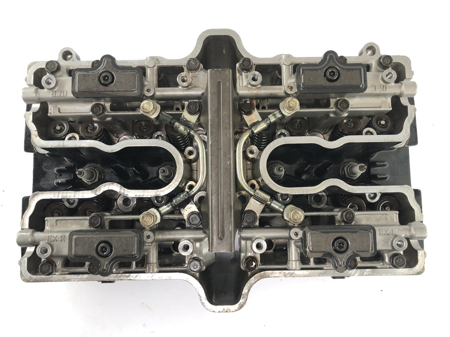 Honda CBX 750 RC17 [1984] - cylinder head