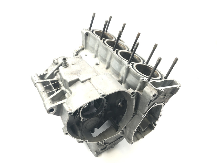 Yamaha YZF R1 RN04 [2001] - Engine block engine housing crankcase without pistons